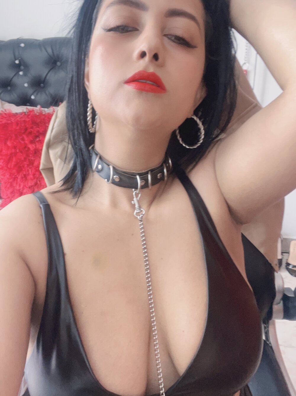 alison_slave